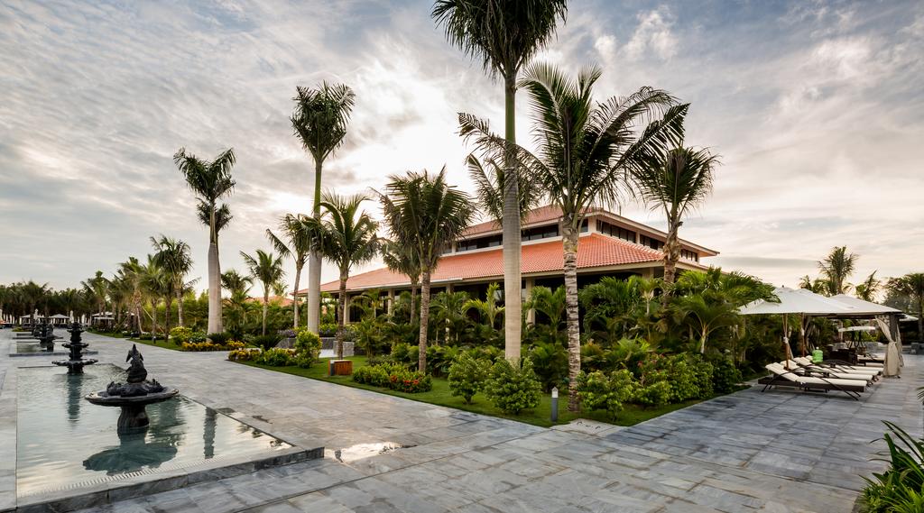 Olalani-Resort-and-Condotel-Da-Nang