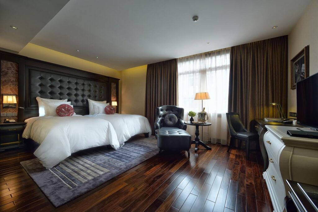 paradise-suites-hotel-ha-long-o-dau