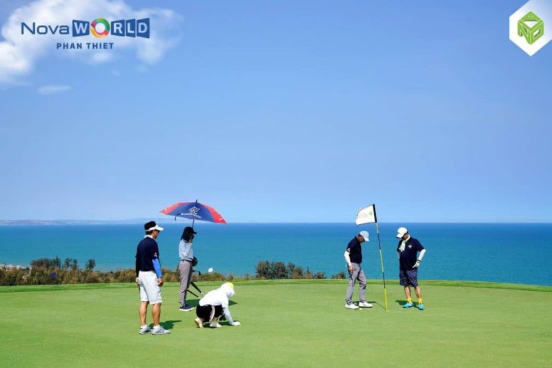 bang-gia-san-golf-novaworld-phan-thiet-novaland-review2