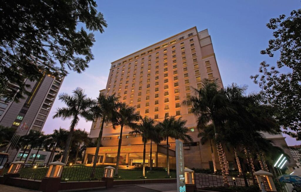 Review( Đánh giá) Lotte Hotel Saigon - Thiên đường 5 sao bên bờ sông Sài Gòn, phòng view đẹp giá tốt nhất - DATPHONGRESORT.com