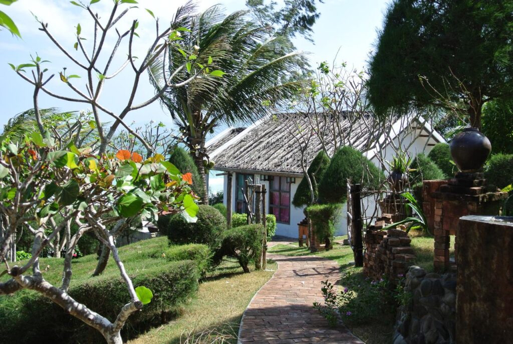 SOME DAY OF SILENCE RESORT SPA NINH HOA KHÁNH HÒADỐC LẾT