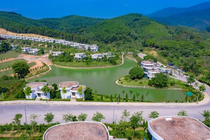Review-Ivory-Villas-Resort-Hoa-Binh 3