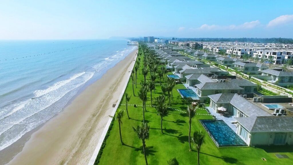 FLC Quang Binh Beach Golf Resort 2