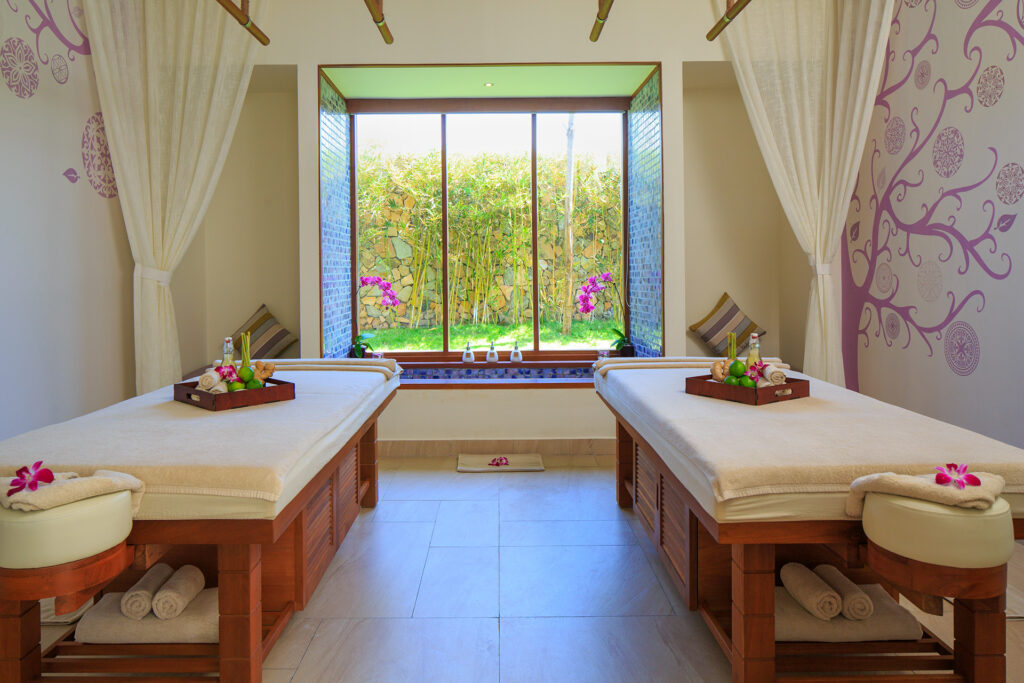 Gia uu dai hap dan danh cho khach noi dia tại Fusion Resort Nha Trang – ellevietnam 03