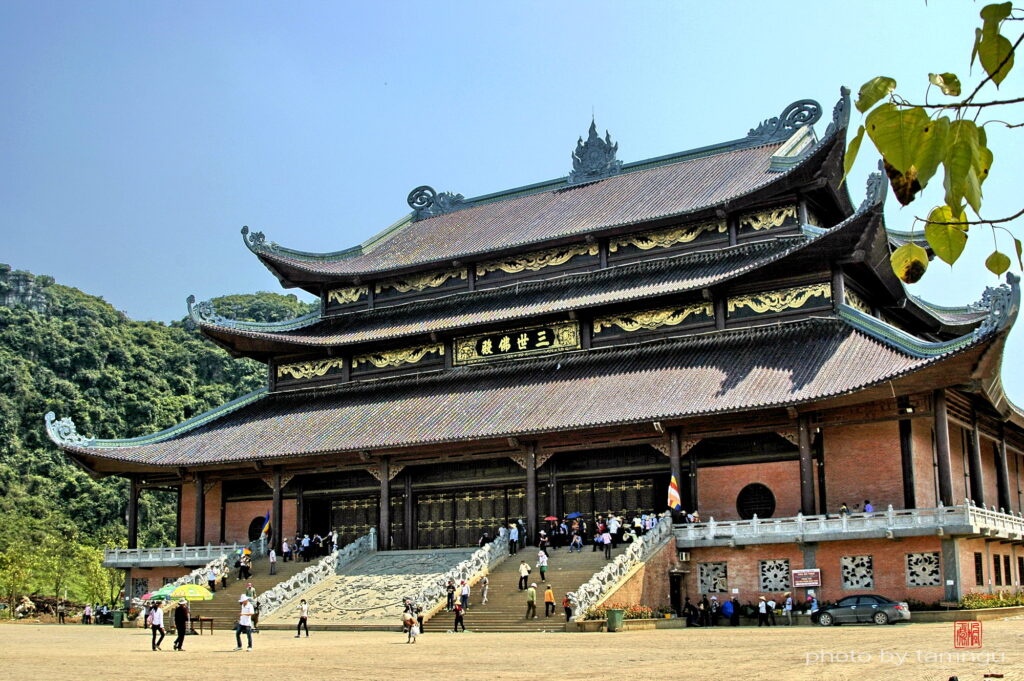 chua bai dinh ninh binh