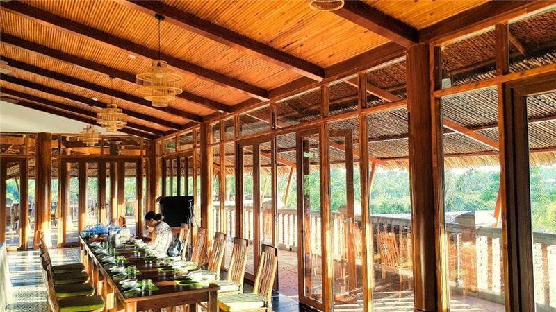 gia-phong-can-tho-ecolodge-resort