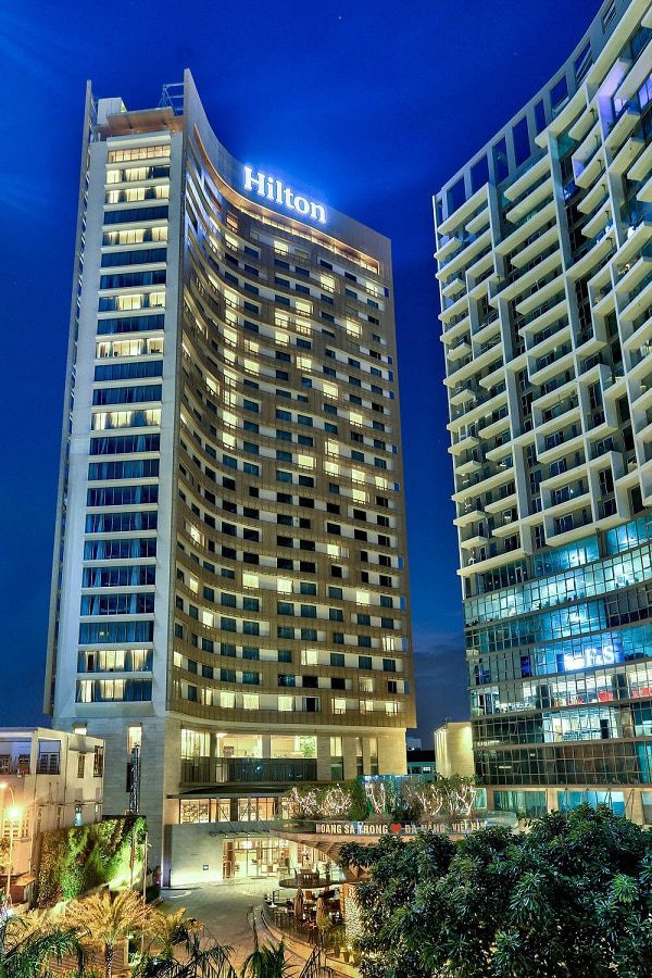 review-khach-san-hilton-da-nang