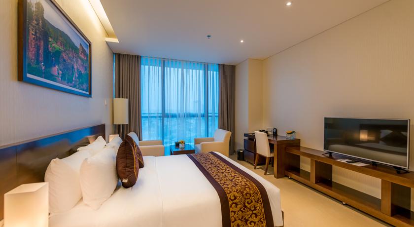 review-khach-san-grand-tourane-hotel-da-nang-6