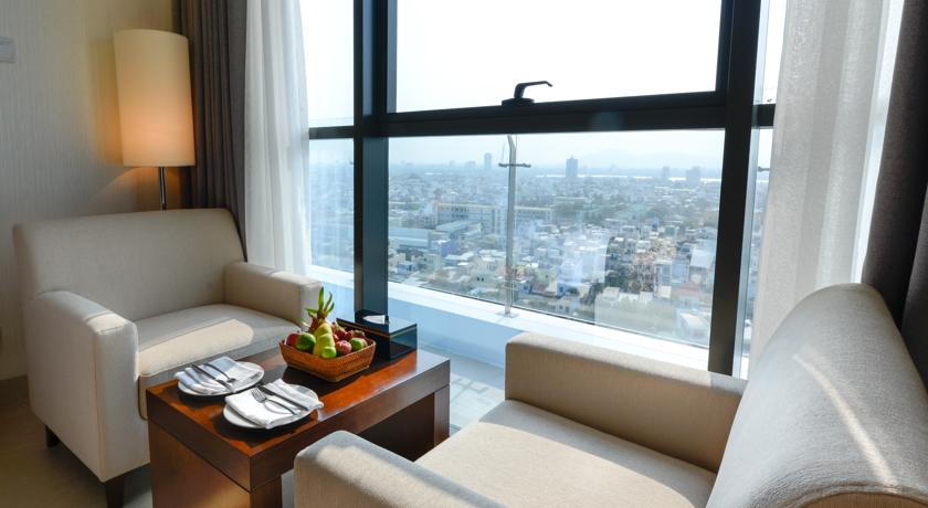 review-khach-san-grand-tourane-hotel-da-nang-12