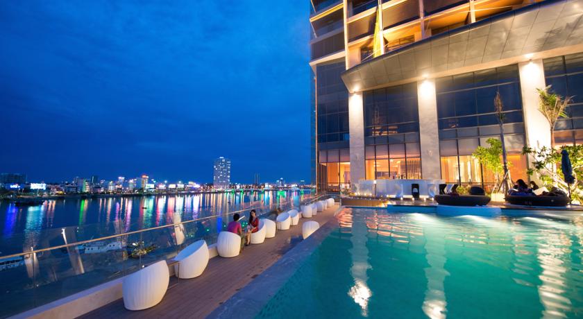 review-khach-san-novotel-da-nang