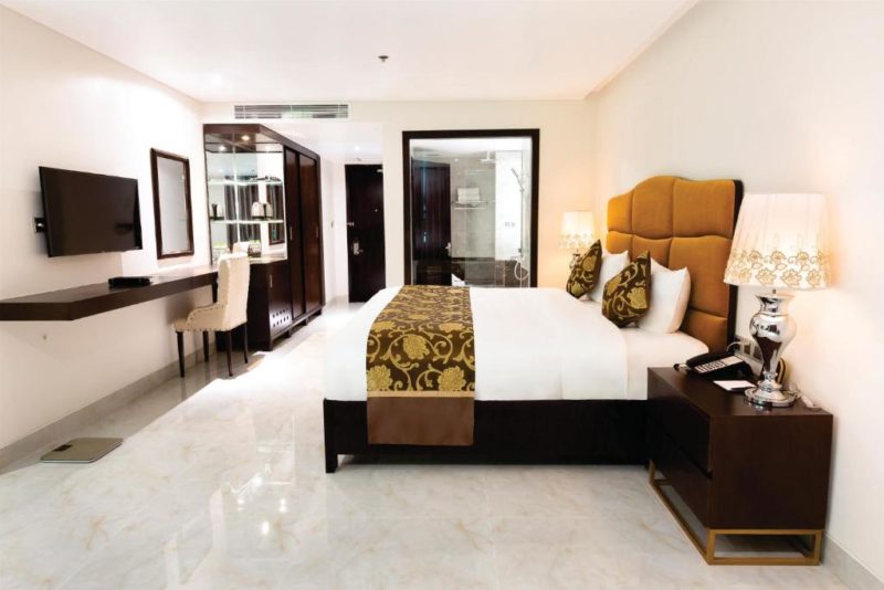 Review-Royal-Quang-Binh-Hotel-7