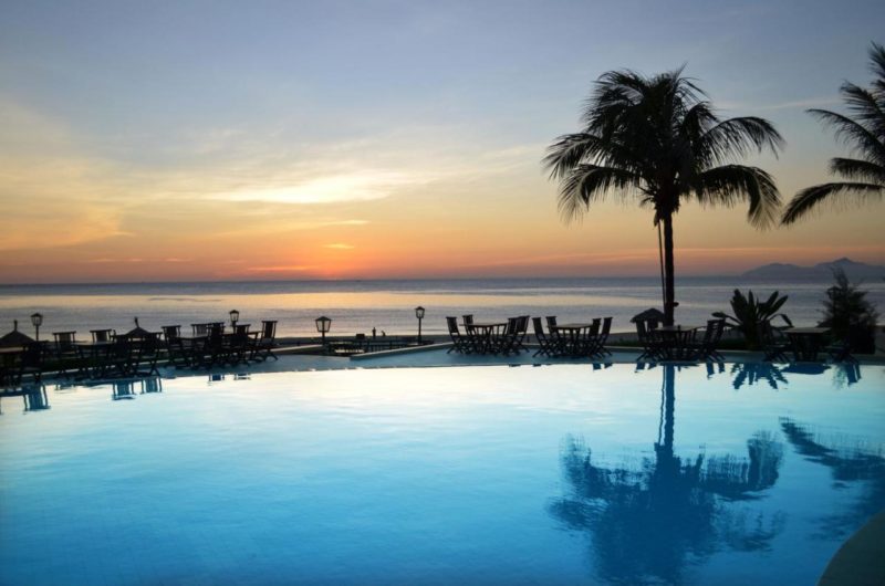 review-sandy-beach-non-nuoc-resort-da-nang-1