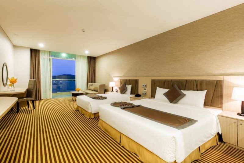 review-khach-san-muong-thanh-luxury-tran-phu-khanh-hoa-gia-phong-6