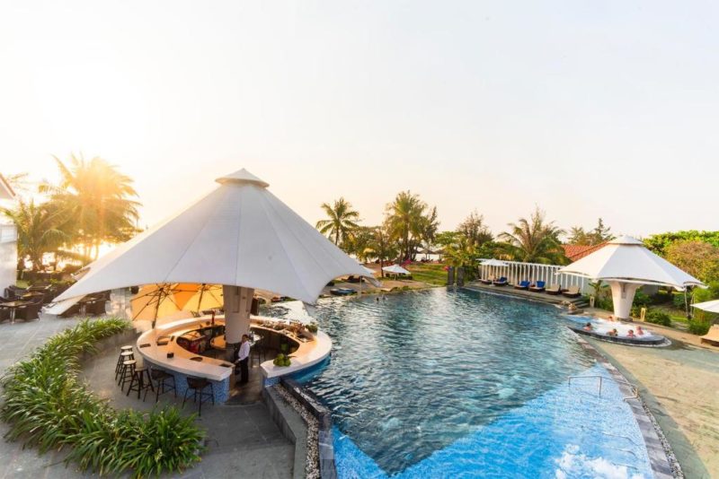 review-mercury-phu-quoc-resort