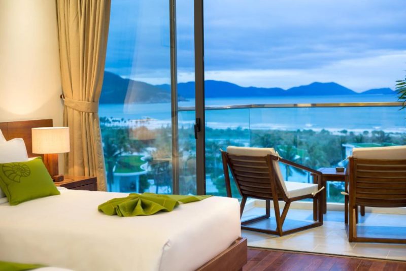 Gia-phong-Cam-Ranh-Riviera-Beach-Resort-&-Spa