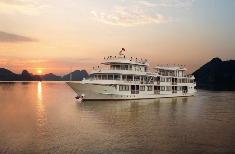 review-du-thuyen-athena-royal-cruise-ha-long-5