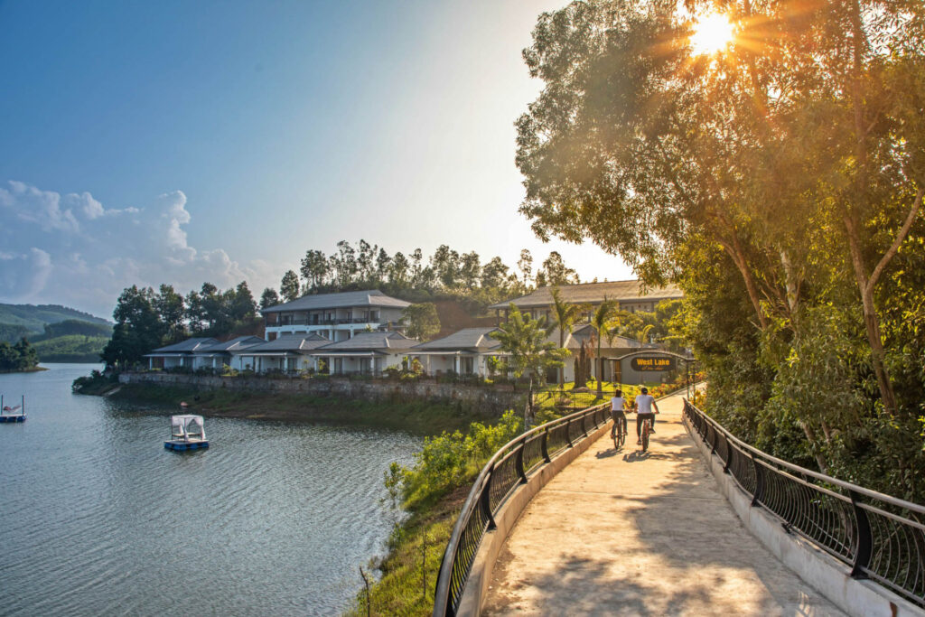 phong nha lake house 1