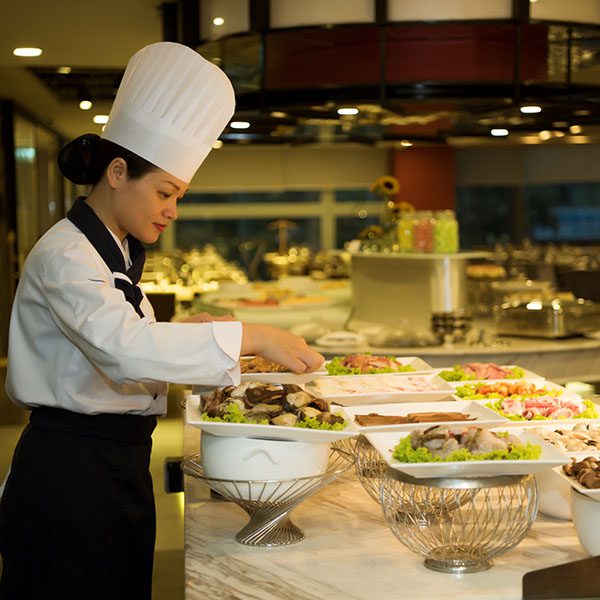 buffet novotel suites ha noi