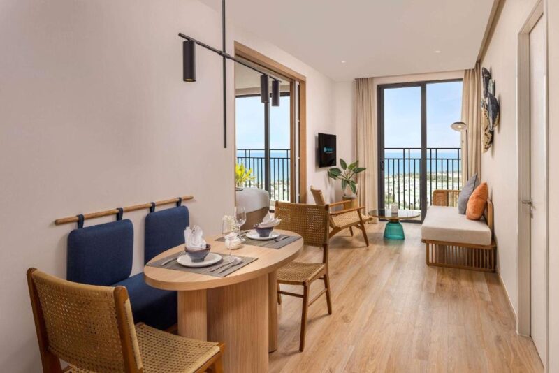 review-resort-wyndham-royal-beachfront-hoi-an4